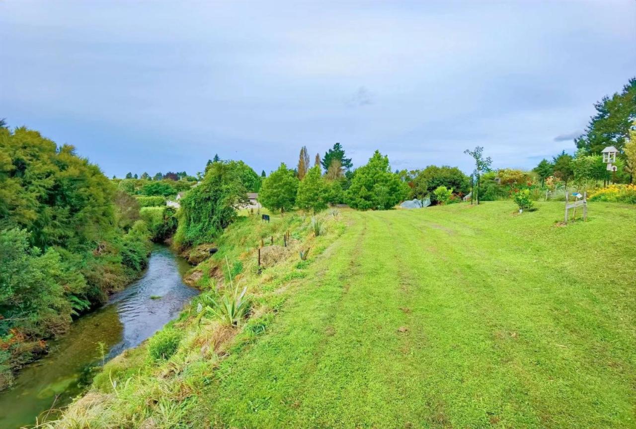 Tranquil Stream Villa Rotorua Exterior photo