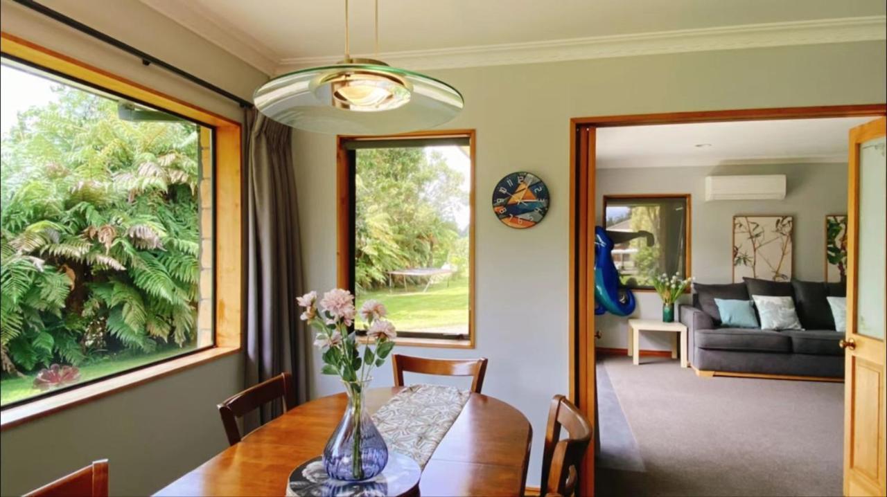Tranquil Stream Villa Rotorua Exterior photo